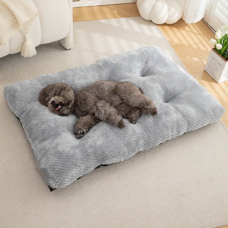 Winter Warm Plush Pet Mat for Dogs & Cats